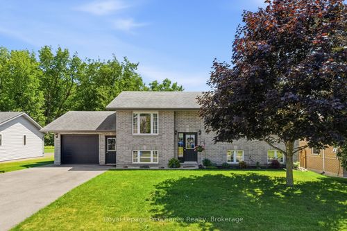 51 Richardson St, Brighton, ON, K0K1H0 | Card Image