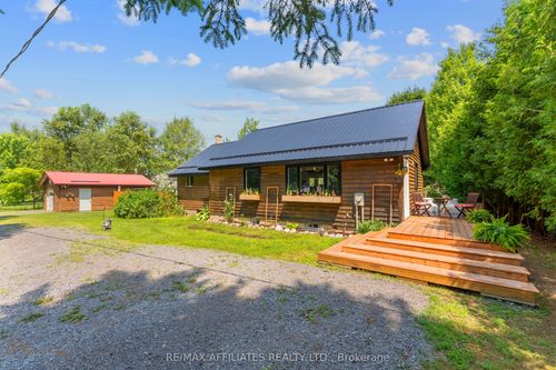 2292 Eady Rd, Renfrew, ON, K7V3Z8 | Card Image