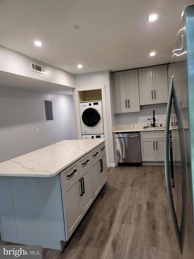 APT-201 - 5049 7 Th Rd S, Condo with 2 bedrooms, 2 bathrooms and null parking in ARLINGTON VA | Image 11