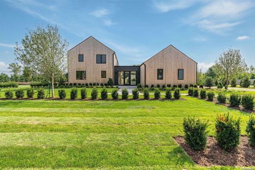 5295 Bridge Ln, Cutchogue, NY, 11935-1117 | Card Image