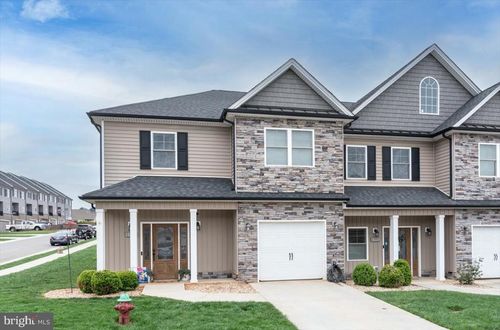 1586 Helmsdale Dr, FOREST, VA, 24551-4930 | Card Image