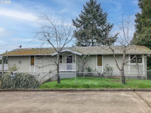 546 Ne Denver St, Roseburg, OR, 97470 | Card Image