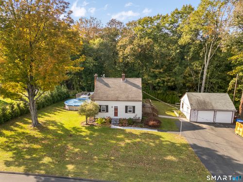550 Forest Road, North Branford, CT, 06472 | Card Image