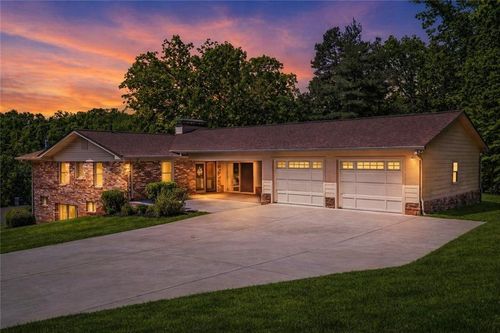 5345 Green Cove Rd, Gainesville, GA, 30504-5103 | Card Image