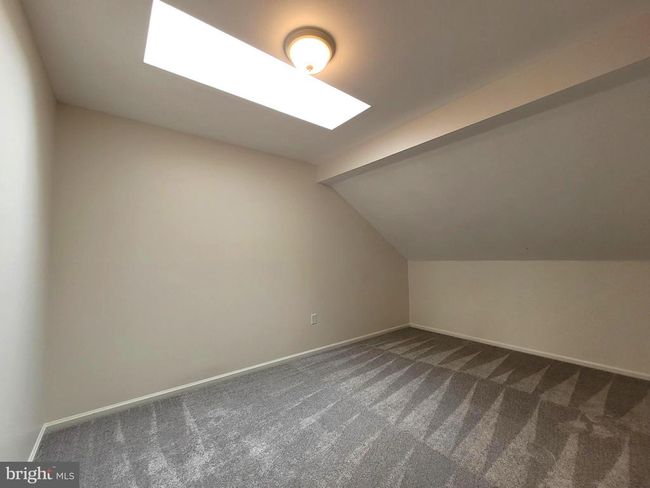 128 Hickory Ln, Townhouse with 3 bedrooms, 3 bathrooms and null parking in WYOMISSING PA | Image 17