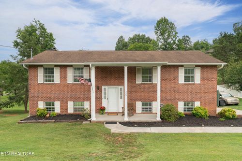 325 Navaho Dr, Seymour, TN, 37865-5006 | Card Image