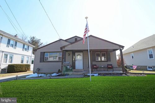 929 Galbreath Ave, UPPER CHICHESTER, PA, 19061-3515 | Card Image