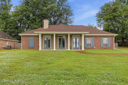 217 Pecan Cir, Brandon, MS, 39042-7411 | Card Image