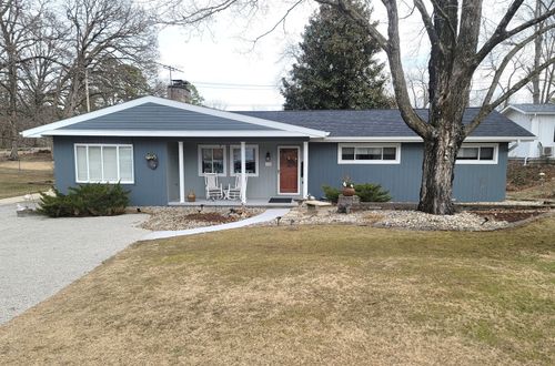 1110 N Franklin St, Salem, IL, 62881-4229 | Card Image