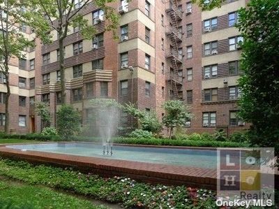 H5 - 504 Grand Street, Home with 1 bedrooms, 1 bathrooms and null parking in New York NY | Image 2