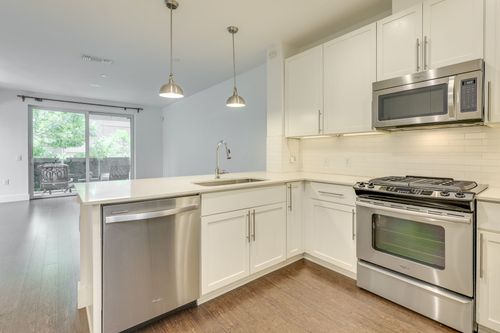 721-2801 Dulce Ln, Austin, TX, 78704-4467 | Card Image