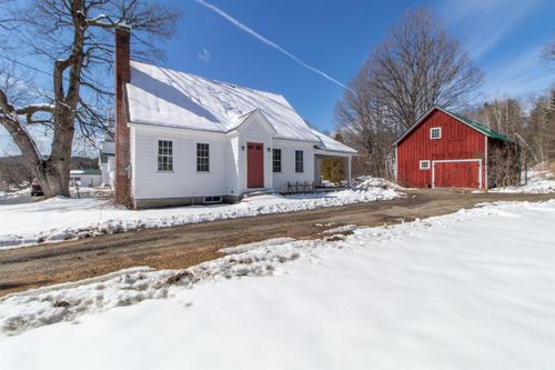 623 Vt Route 114, East Burke, VT, 05832 | Card Image