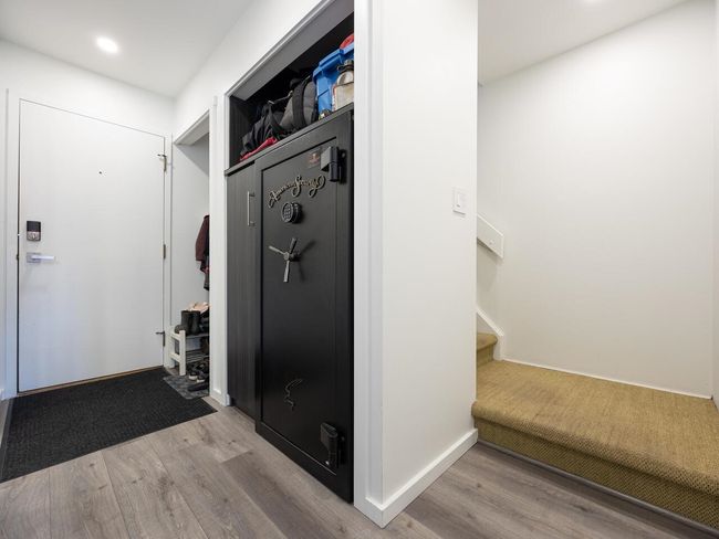 114 - 812 Milton St, Condo with 2 bedrooms, 1 bathrooms and 1 parking in New Westminster BC | Image 19