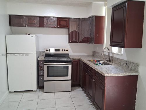 41-6103 Sw 69th St, South Miami, FL, 33143-3433 | Card Image