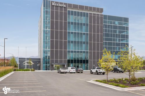 222-582 E 36th Ave, Anchorage, AK, 99503-4169 | Card Image
