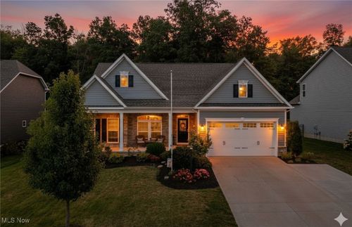 3793 Crimson Harvest Ln, Medina, OH, 44256-8069 | Card Image