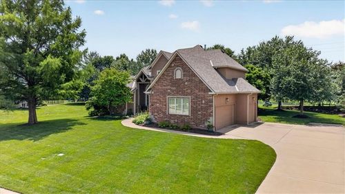 9406 E Pleasant Ave, Kansas City, MO, 64138-5050 | Card Image