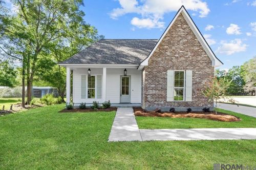 31872 Netterville Rd, Denham Springs, LA, 70726-1525 | Card Image