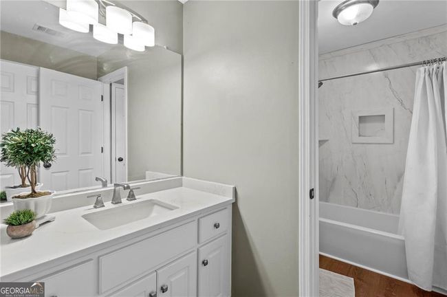 405 Joanna Tae Ct, House other with 5 bedrooms, 5 bathrooms and 3 parking in Alpharetta GA | Image 39