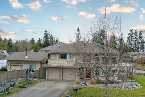 615 Chinook Ave, Parksville, BC, V9P1A5 | Card Image