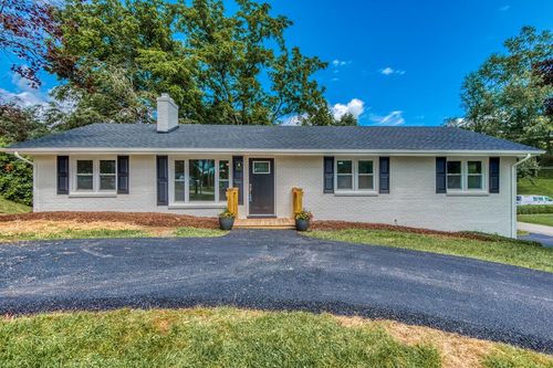 19427 Mercedes Dr, Abingdon, VA, 24210-8442 | Card Image