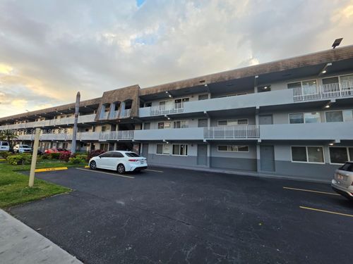 apt-207-11005 Sw 1st St, Miami, FL, 33174-1267 | Card Image