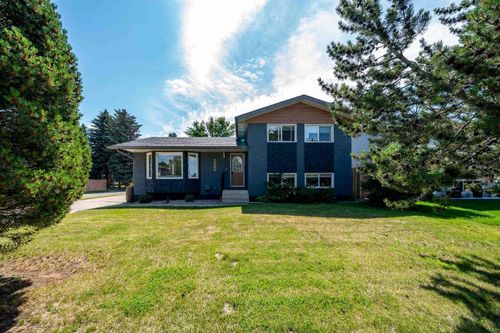 311 Lake Stafford Dr E, Brooks, AB, T1R0L9 | Card Image