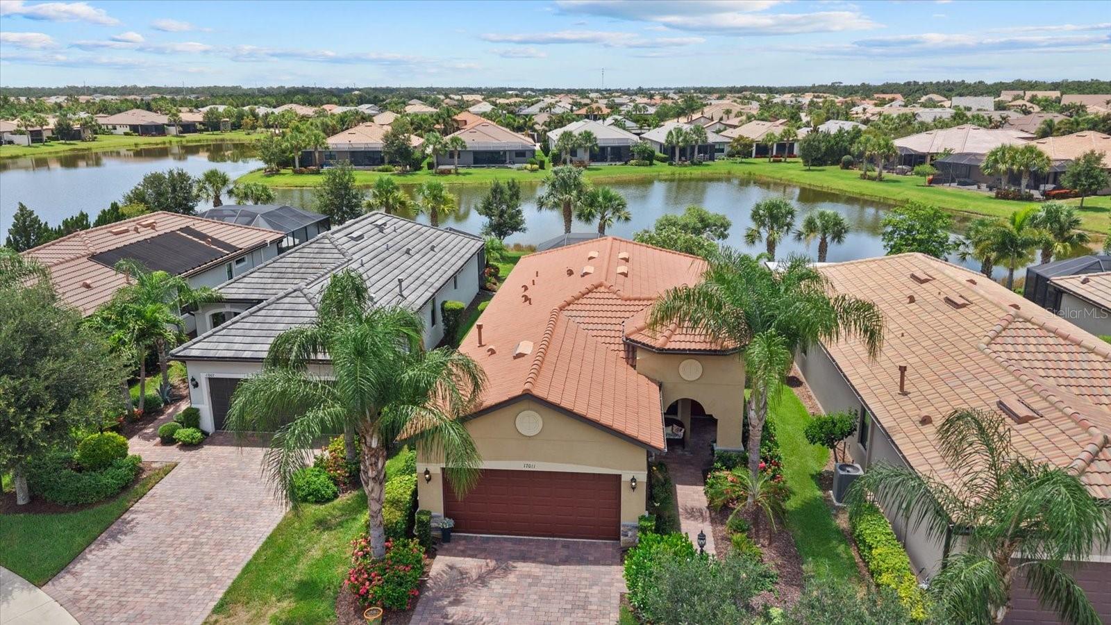 Residential in LAKEWOOD RANCH 2