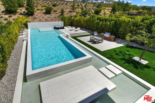 20779 W Liana Ct, Porter Ranch, CA, 91326-4997 | Card Image