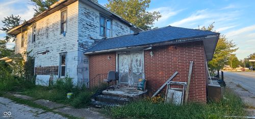 104 E Jackson St, Hymera, IN, 47855-5550 | Card Image