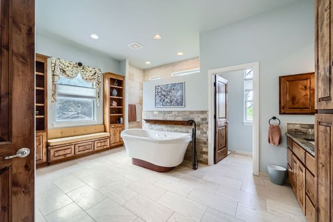 Luxury Sized Primary Bath | Image 15