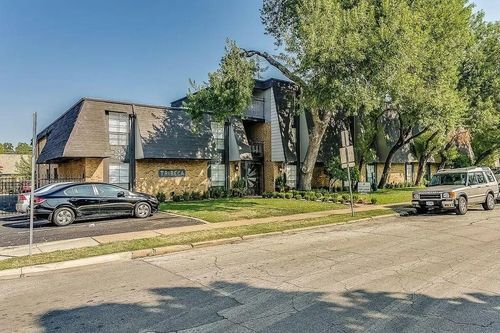 206-2805 Reagan St, Dallas, TX, 75219-3409 | Card Image
