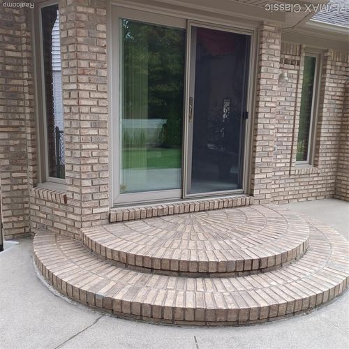 33125 Mazara, Fraser, MI, 48026-5069 | Card Image