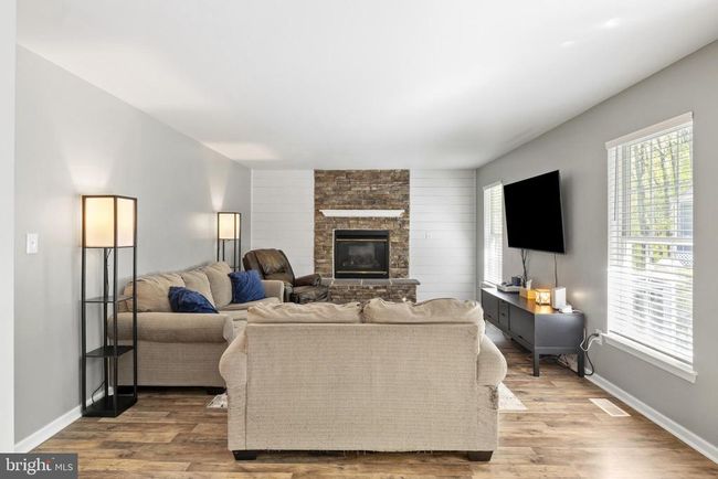 265 Lakeview Dr, House other with 4 bedrooms, 4 bathrooms and null parking in Spring Grove PA | Image 19
