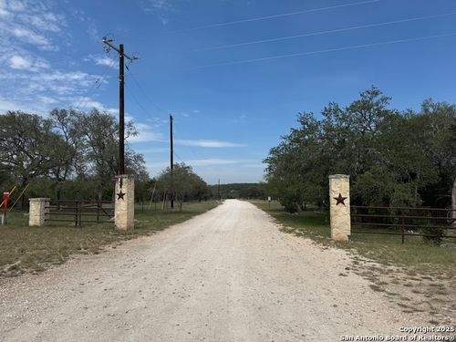 TBD N Fm 187 Chisolm Trl, Utopia, TX, 78884 | Card Image