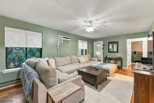 76 Farm Rd, Hillsborough, NJ, 08844-4482 | Card Image