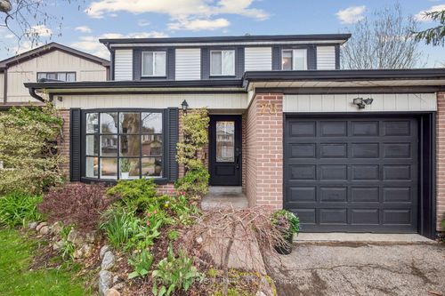 78 Springhead Gdns, Richmond Hill, ON, L4C5B9 | Card Image