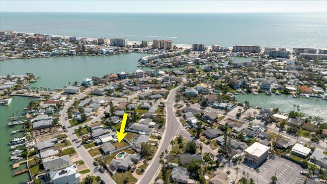 596 S Bayshore Dr, House other with 2 bedrooms, 1 bathrooms and null parking in MADEIRA BEACH FL | Image 49