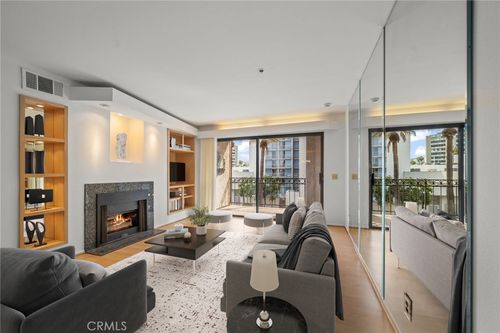 35 Linden, Long Beach, CA, 90802 | Card Image