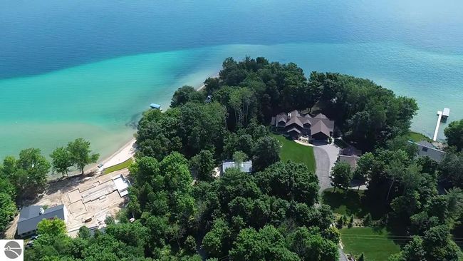 3485 N West Torch Lake Dr, House other with 5 bedrooms, 4 bathrooms and null parking in Kewadin MI | Image 83