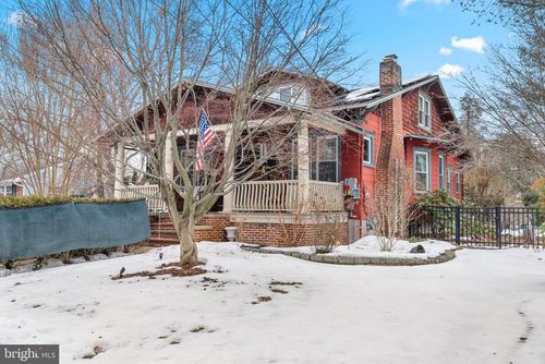 912 Lakeview Ave, LAUREL SPRINGS, NJ, 08021-3018 | Card Image