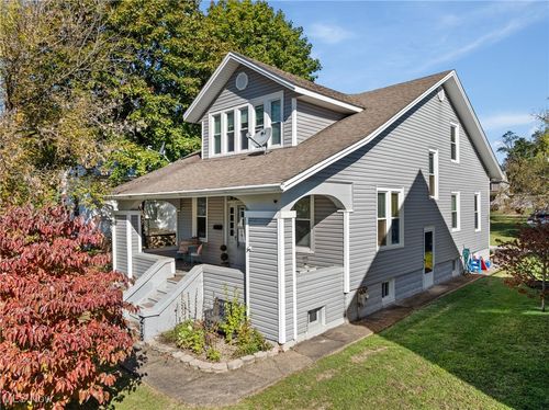 218 Oaklawn Ave, Woodsfield, OH, 43793-1009 | Card Image