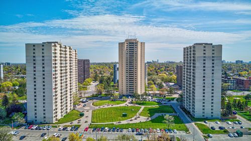 408-330 Dixon Rd, Etobicoke, ON, M9R1S9 | Card Image