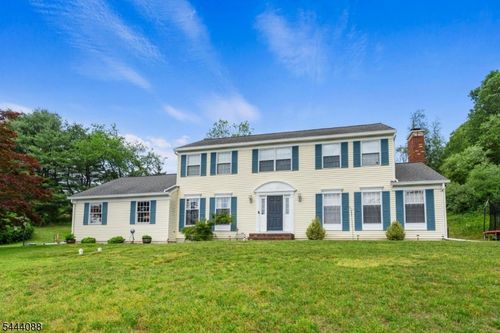 27 Maple Ln, Blairstown, NJ, 07825-9678 | Card Image
