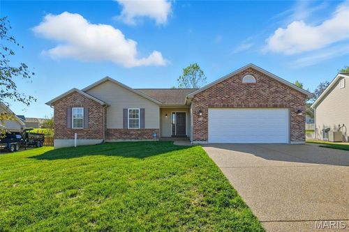 12 Bittersweet Dr, Troy, MO, 63379-3007 | Card Image