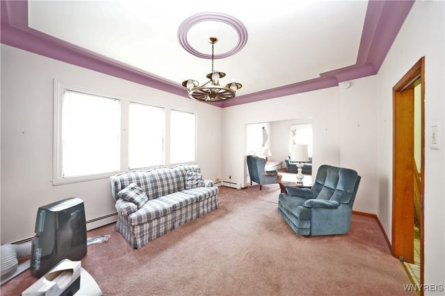 236 Weimar St, House other with 3 bedrooms, 1 bathrooms and null parking in Buffalo NY | Image 5