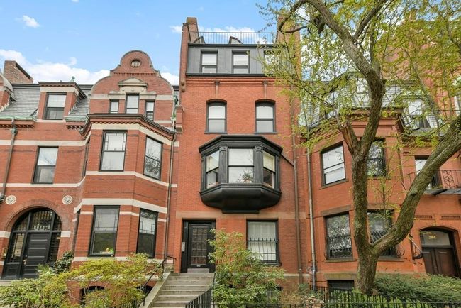 APT-4 - 382 Marlborough St, Condo with 3 bedrooms, 2 bathrooms and 1 parking in Boston MA | Image 23