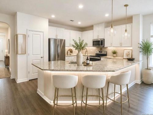 8075 San Mirienda, Boerne, TX, 78015-0020 | Card Image