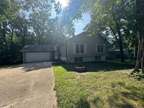 251 Illini Dr, Hopewell, IL, 61565-9451 | Card Image
