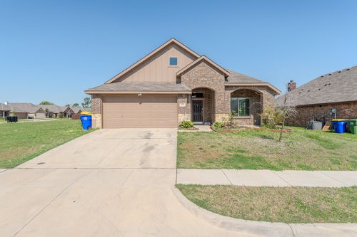 409 Greenhaven Dr, Seagoville, TX, 75159-2354 | Card Image